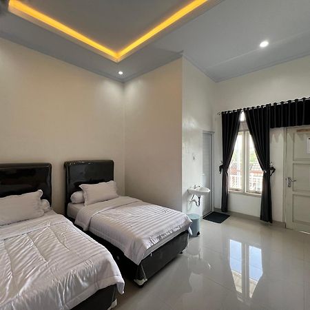 Backyard Guest House Banjar  Εξωτερικό φωτογραφία