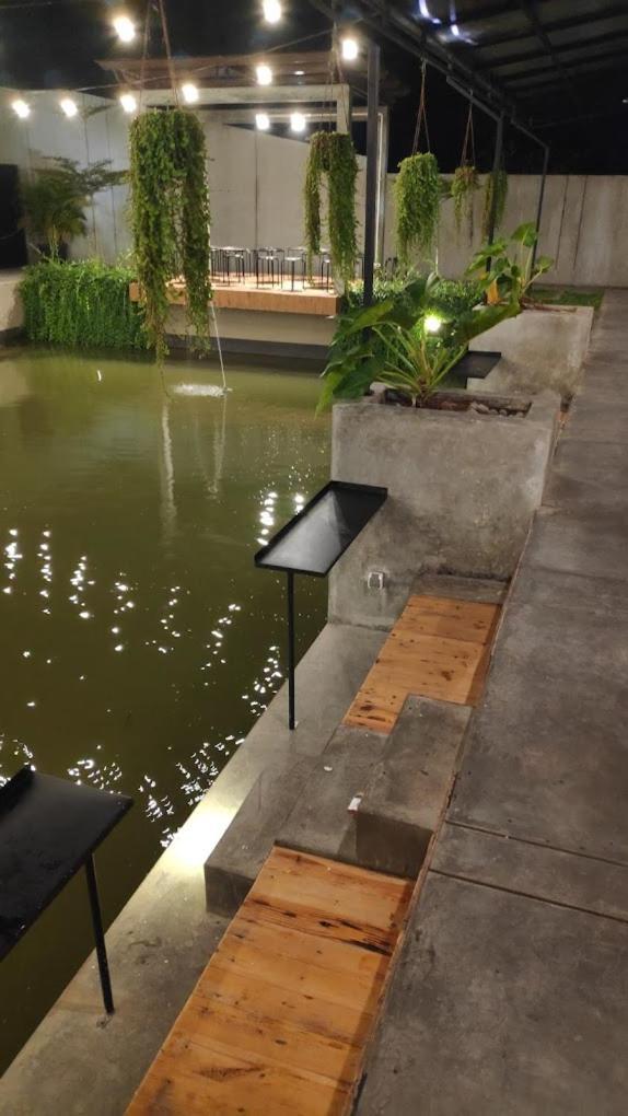 Backyard Guest House Banjar  Εξωτερικό φωτογραφία