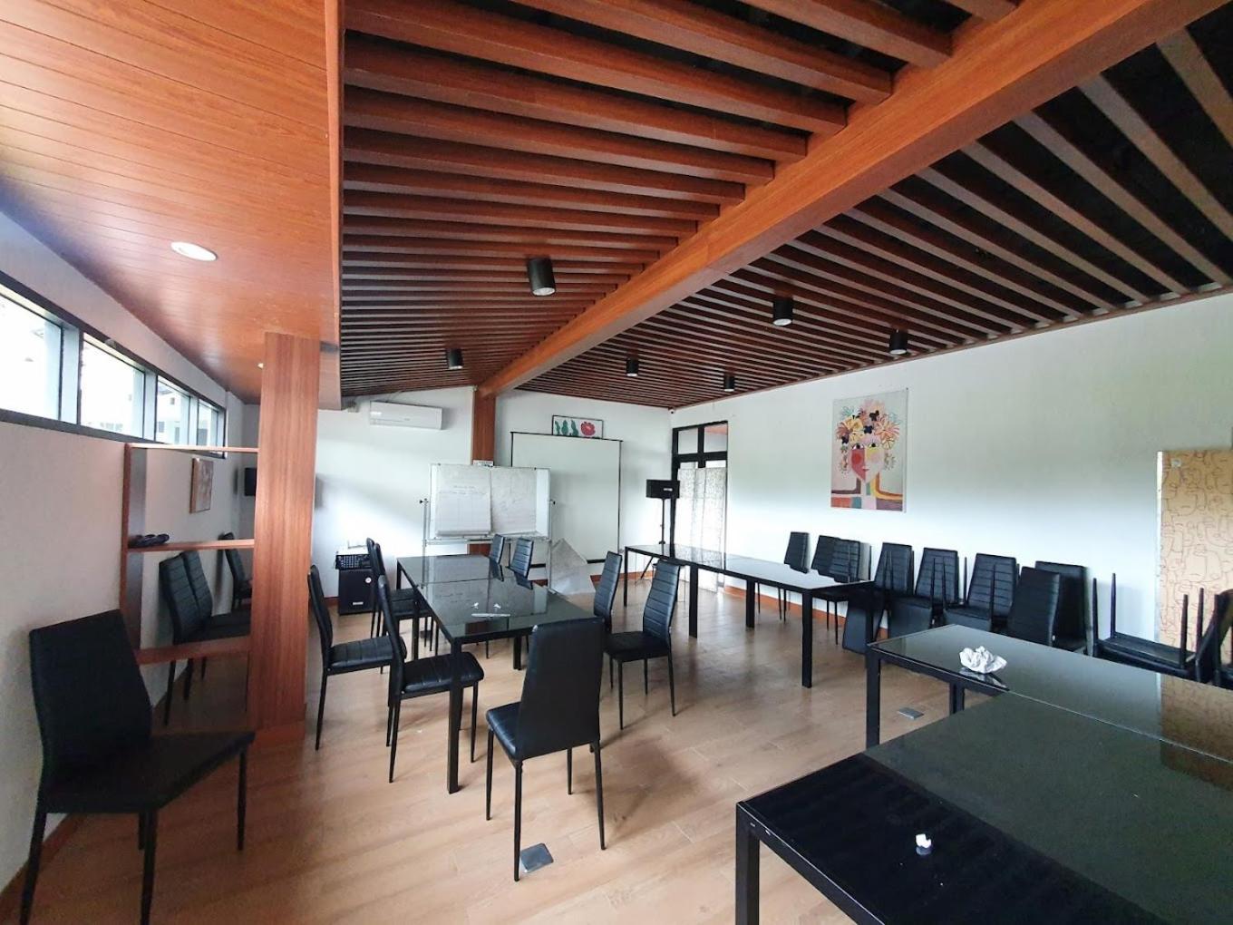Backyard Guest House Banjar  Εξωτερικό φωτογραφία